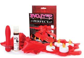 Valentine Gift Sets For A Spicy Valentine's Day